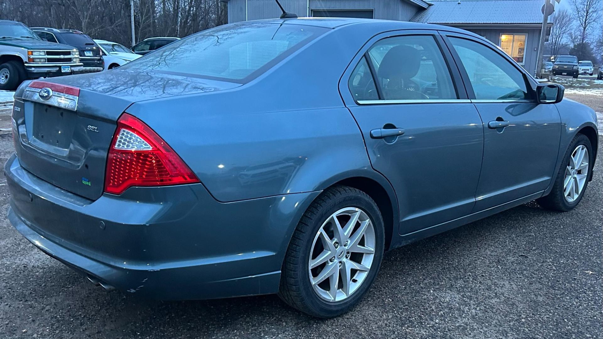 2012 Ford Fusion (3FAHP0JAXCR) , located at 17255 hwy 65 NE, Ham Lake, MN, 55304, 0.000000, 0.000000 - Photo#4